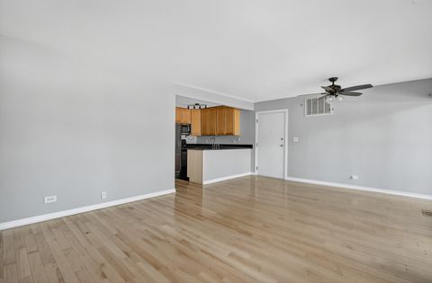 Tiny photo for 5882 Forest View Road #B, Lisle, IL 60532 (MLS # 12491455)