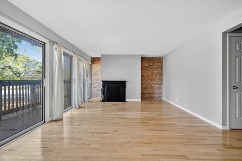 Tiny photo for 5882 Forest View Road #B, Lisle, IL 60532 (MLS # 12491455)