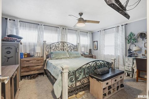 Tiny photo for 6145 FAIR Avenue, Davenport, IA 52806 (MLS # QC4270018)