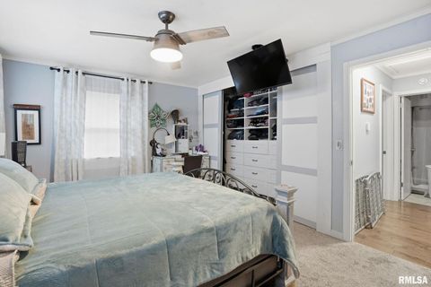 Tiny photo for 6145 FAIR Avenue, Davenport, IA 52806 (MLS # QC4270018)