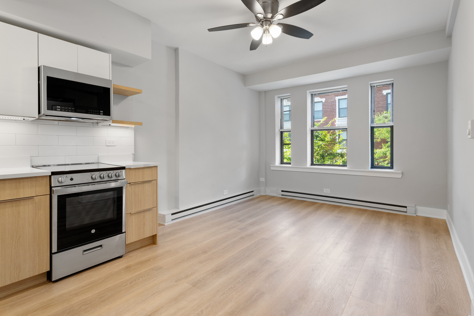 1634 W HOWARD Street 308