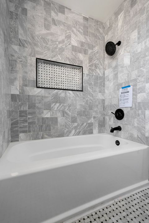 Tiny photo for 245 W 43rd Street, Chicago, IL 60609 (MLS # 12510147)