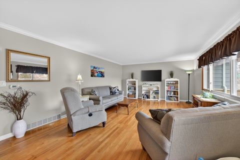 Tiny photo for 28W075 Aurora Avenue, Naperville, IL 60540 (MLS # 12678011)