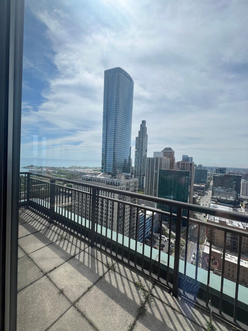 41 E 8TH Street 3403