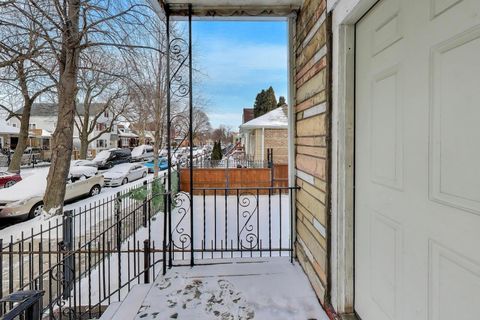 Tiny photo for 5147 S Campbell Avenue, Chicago, IL 60632 (MLS # 12560778)