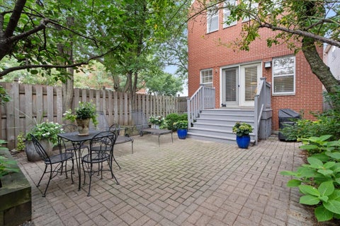 Tiny photo for 1501 N Larrabee Street, Chicago, IL 60610 (MLS # 12730325)