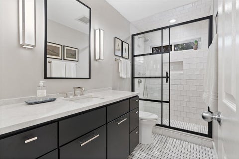 Tiny photo for 1501 N Larrabee Street, Chicago, IL 60610 (MLS # 12730325)