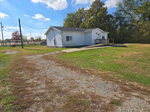 Tiny photo for 17611 E 4750s Road, Pembroke Twp, IL 60958 (MLS # 12667738)