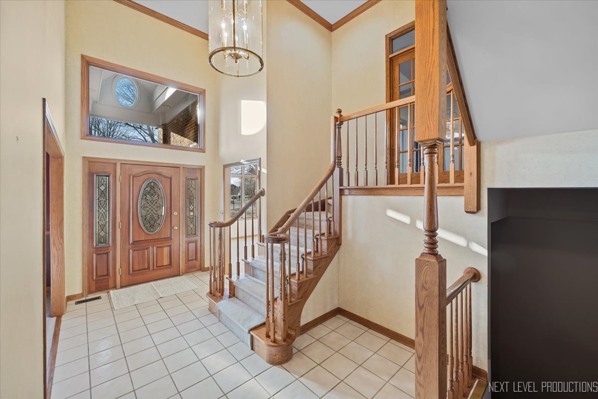 1599 Far Hills Drive