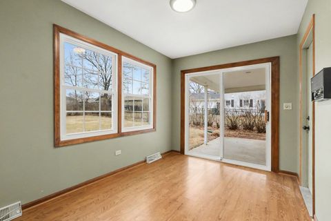 Tiny photo for 720 Meadow Wood Drive, Joliet, IL 60431 (MLS # 12583114)