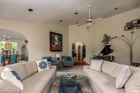 Tiny photo for 173 Lake Indian Hills Circle, Carbondale, IL 62902 (MLS # EB459456)