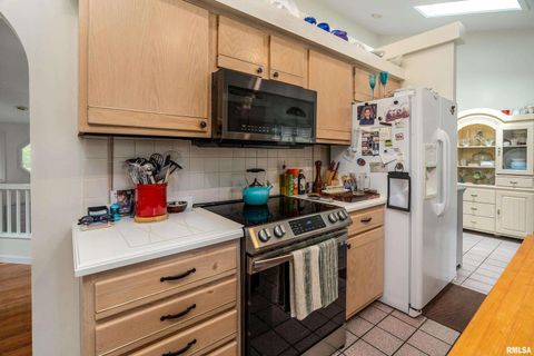 Tiny photo for 173 Lake Indian Hills Circle, Carbondale, IL 62902 (MLS # EB459456)