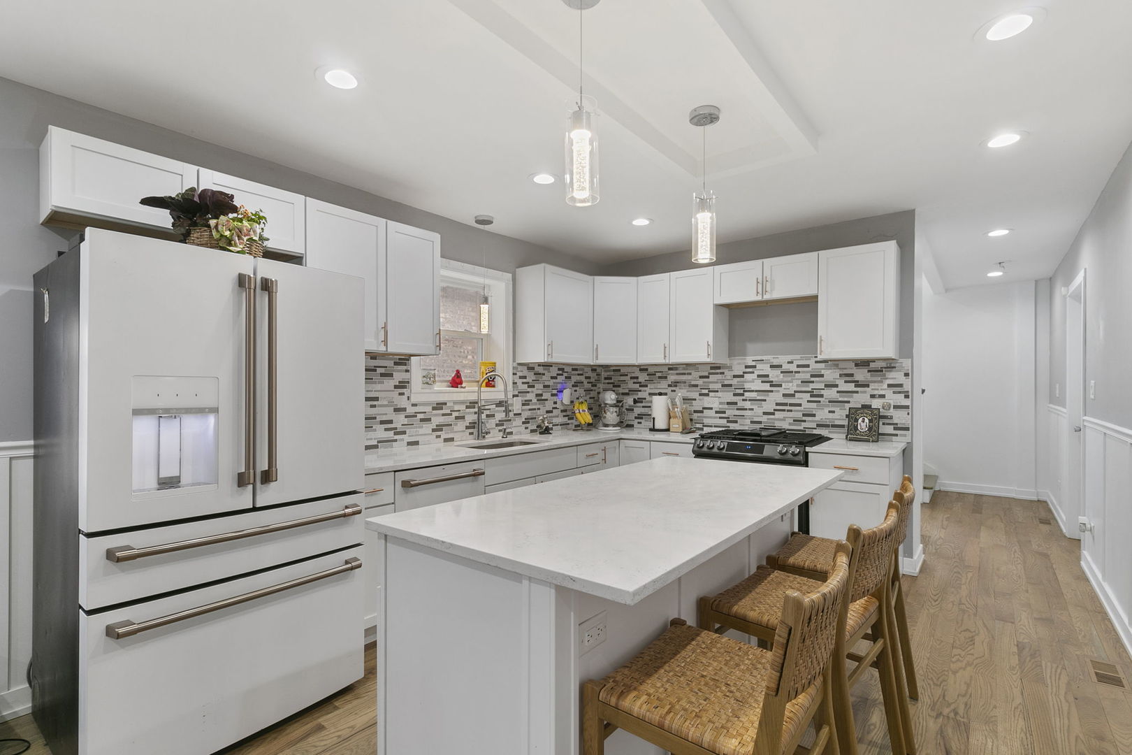 3305 W 66th Street