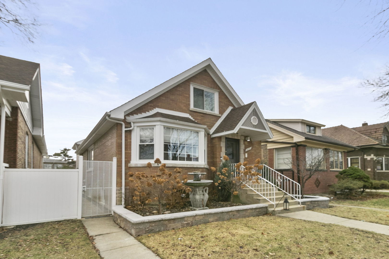 3305 W 66th Street