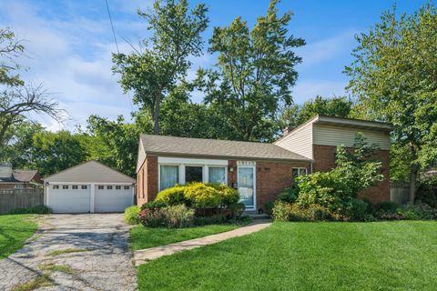 Photo of 18110 Center Avenue, Homewood, IL 60430 (MLS # 12526638)