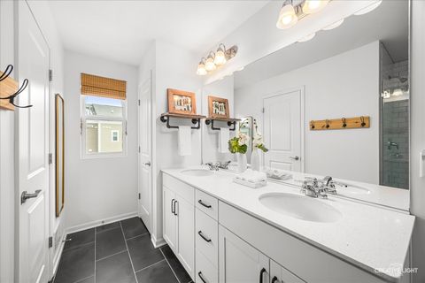 Tiny photo for 3555 Mulligan Drive, Woodridge, IL 60517 (MLS # 12611489)