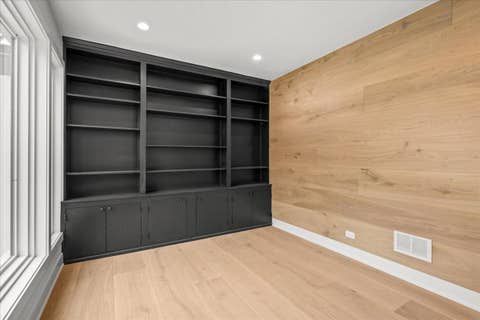 Tiny photo for 22 Lakeview Terrace, Highland Park, IL 60035 (MLS # 12705843)