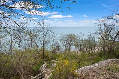 Tiny photo for 22 Lakeview Terrace, Highland Park, IL 60035 (MLS # 12705843)