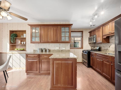 Tiny photo for 4411 Harvey Avenue, Western Springs, IL 60558 (MLS # 12790961)