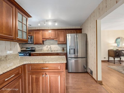Tiny photo for 4411 Harvey Avenue, Western Springs, IL 60558 (MLS # 12790961)