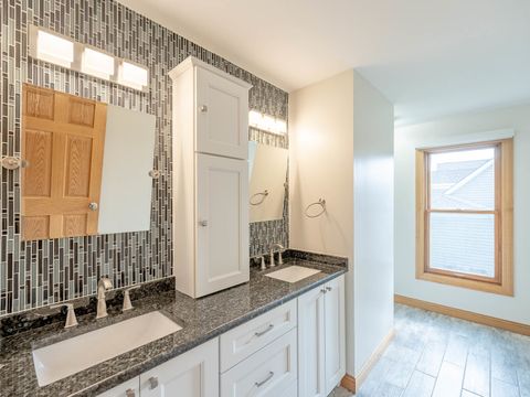 Tiny photo for 441 Country Lane, Crystal Lake, IL 60012 (MLS # 12512033)