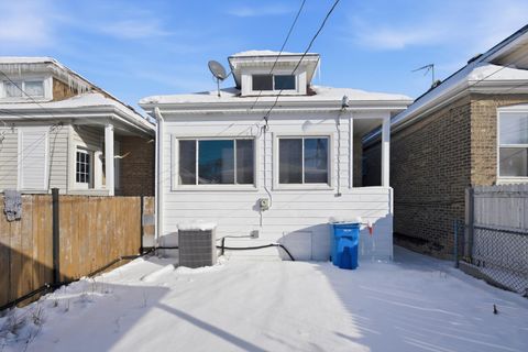 Tiny photo for 5544 S California Avenue, Chicago, IL 60629 (MLS # 12557138)