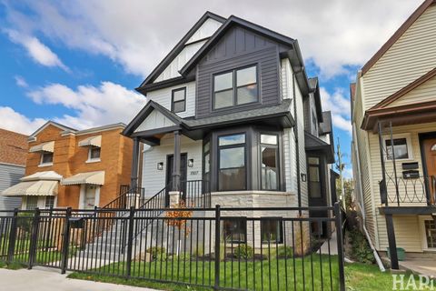 3507 N Whipple Street Chicago IL 60618