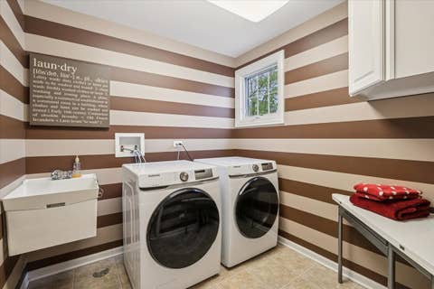 Tiny photo for 676 Framingham Court, Gurnee, IL 60031 (MLS # 12606661)