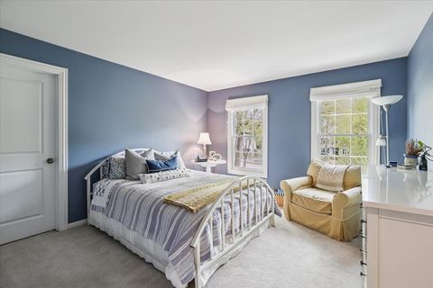 Tiny photo for 676 Framingham Court, Gurnee, IL 60031 (MLS # 12606661)