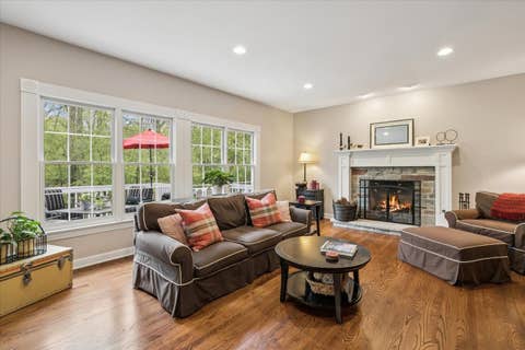 Tiny photo for 676 Framingham Court, Gurnee, IL 60031 (MLS # 12606661)