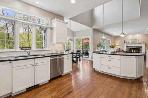 Tiny photo for 676 Framingham Court, Gurnee, IL 60031 (MLS # 12606661)