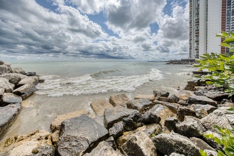 Tiny photo for 6101 N Sheridan Road #10C, Chicago, IL 60660 (MLS # 12707612)