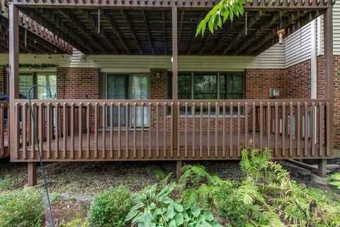 Tiny photo for 1677 W Beach Road #1677, Waukegan, IL 60087 (MLS # 12476815)