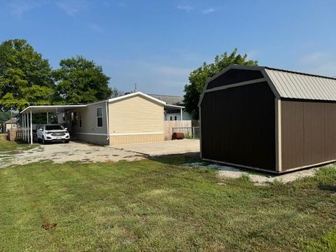 Tiny photo for 225 Parker Street, Bulpitt, IL 62863 (MLS # 12594366)