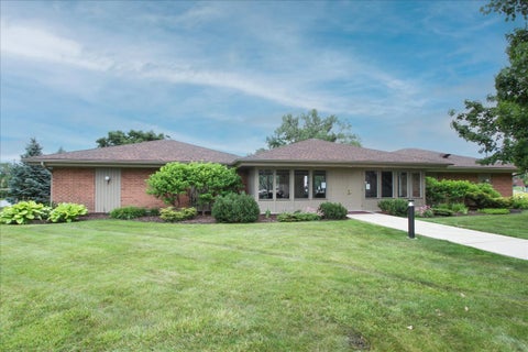 Tiny photo for 2000 Saint Regis Drive #6J, Lombard, IL 60148 (MLS # 12798077)