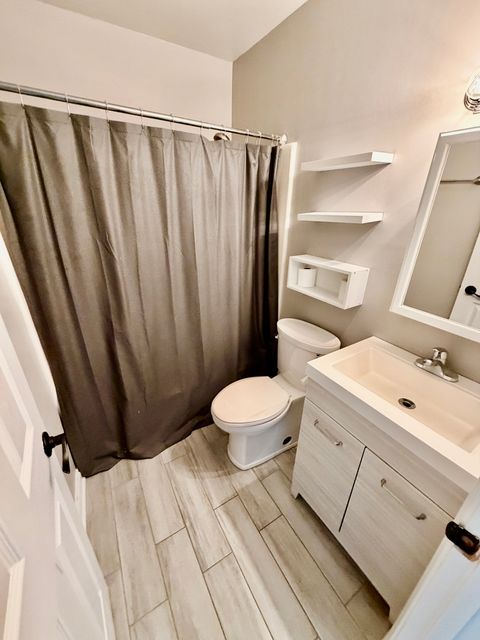 Tiny photo for 40 Bermuda Colony #3, Fox Lake, IL 60020 (MLS # 12692125)