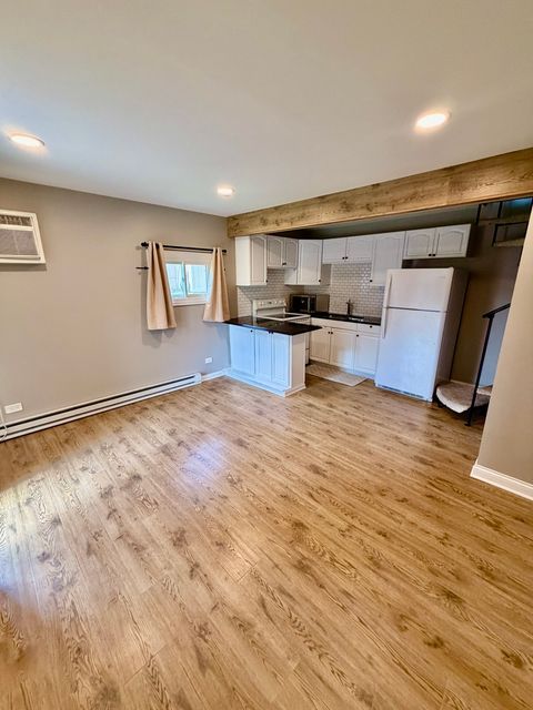 Tiny photo for 40 Bermuda Colony #3, Fox Lake, IL 60020 (MLS # 12692125)
