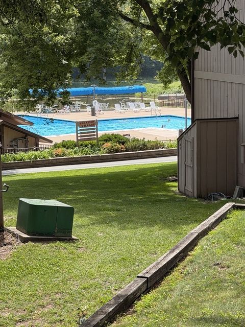 Tiny photo for 40 Bermuda Colony #3, Fox Lake, IL 60020 (MLS # 12692125)