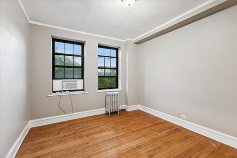 Tiny photo for 3017 E 78th Street #4B, Chicago, IL 60649 (MLS # 12624857)