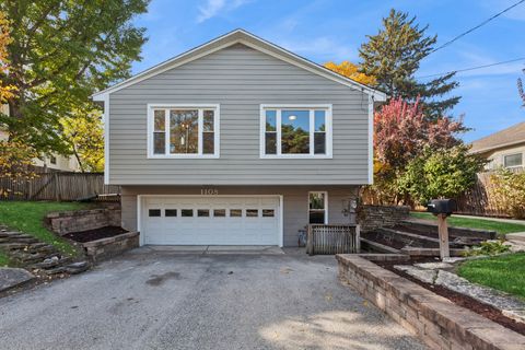 Tiny photo for 1108 N Main Street, Wheaton, IL 60187 (MLS # 12408434)