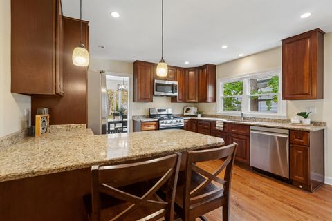 Tiny photo for 1108 N Main Street, Wheaton, IL 60187 (MLS # 12408434)