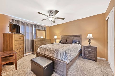 Tiny photo for 710 E 194th Street, Glenwood, IL 60425 (MLS # 12458490)