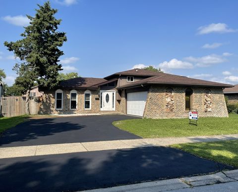 Tiny photo for 710 E 194th Street, Glenwood, IL 60425 (MLS # 12458490)