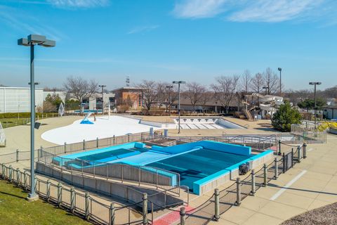 Tiny photo for 225 E Lincoln Avenue, Glendale Heights, IL 60139 (MLS # 12621856)