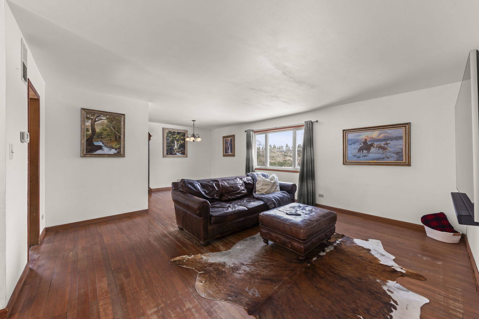 225 E Lincoln Avenue