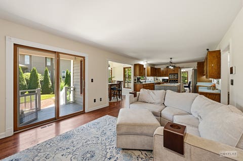 Tiny photo for 925 Merrill New Road, Sugar Grove, IL 60554 (MLS # 12678103)