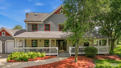 Tiny photo for 925 Merrill New Road, Sugar Grove, IL 60554 (MLS # 12678103)