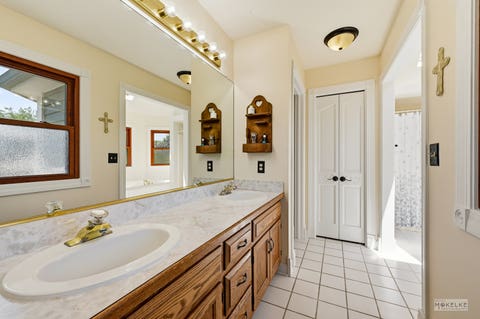Tiny photo for 925 Merrill New Road, Sugar Grove, IL 60554 (MLS # 12678103)