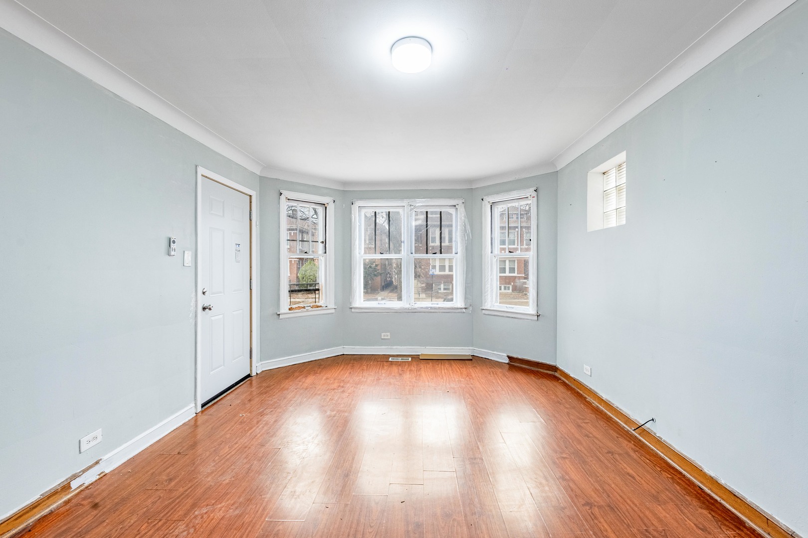 7022 S Rockwell Street