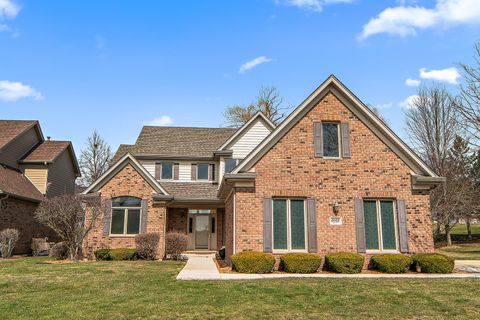 Tiny photo for 10502 Crown Drive, Orland Park, IL 60467 (MLS # 12593334)